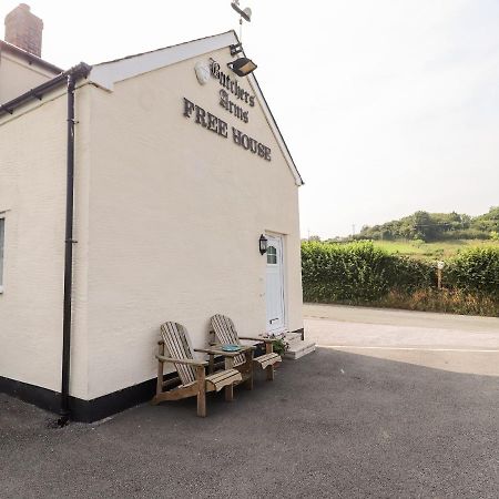 Butchers Arms Cottage Nercwys Esterno foto